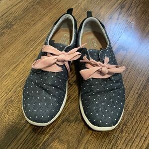 TOMS denim polka dot pink lace up tennis shoes